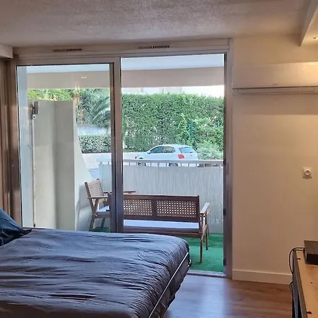 Apartment Et Parking Prive A 50m De La Mer Saint-Raphael (Var)